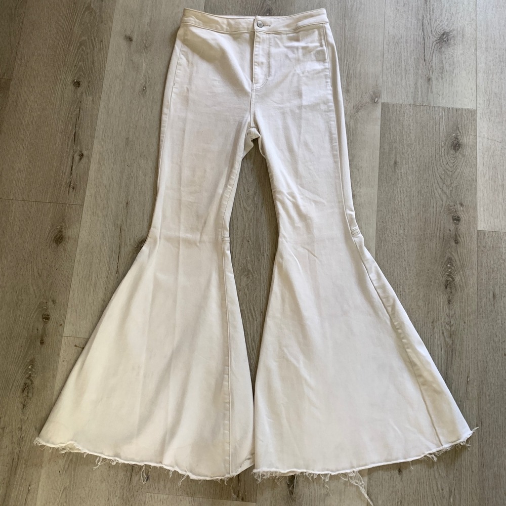 Free People‎ We The Free Just Float On Flare Jeans White Raw Hem Sz 28 Retro 70s